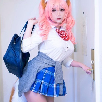 Hana Bunny Tamamo School Girl