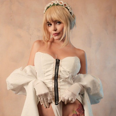 Kalinka Fox Nero Bride