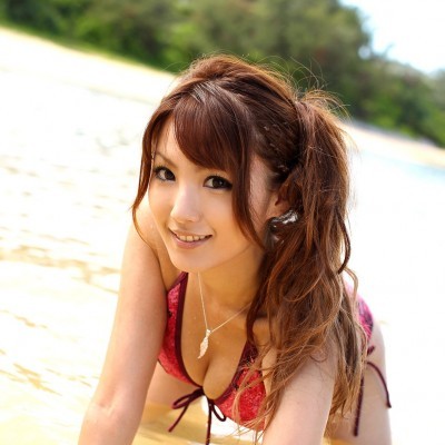 天海つばさ Tsubasa Amami at beach